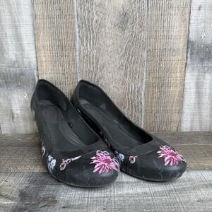 Women's Crocs Lina Black Floral Slip On Dual Comfort Wedges Heels Shoes Size 6 M